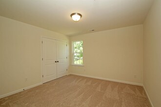 106 Barbee Rd in Morrisville, NC - Building Photo - Building Photo