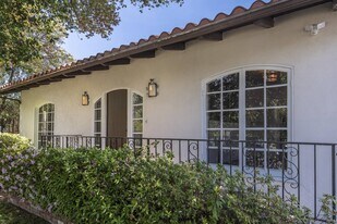 4213 Wilkinson Ave in Studio City, CA - Building Photo