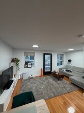 140 Prospect St in Cambridge, MA - Foto de edificio - Building Photo