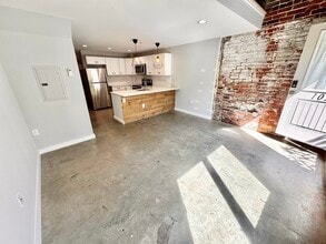 2712 E Leigh St in Richmond, VA - Building Photo - Building Photo