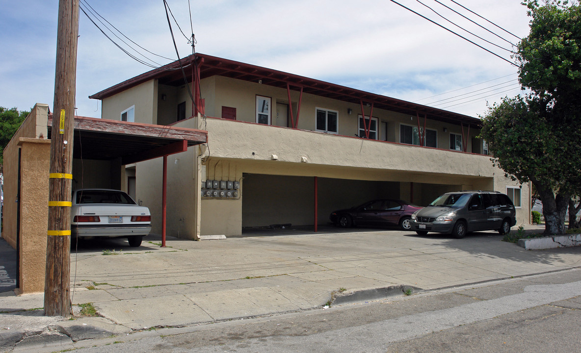 405 Tilton Ave in San Mateo, CA - Foto de edificio