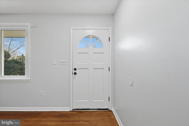 210 Stafford Dr in Winchester, VA - Building Photo - Building Photo