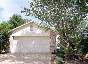 2403 Chimneystone Cir in Sugar Land, TX - Building Photo