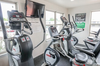 University View Denton (new) in Denton, TX - Building Photo - Building Photo