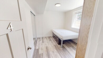 943 Dewey Ave, Unit Unit 1 in Ann Arbor, MI - Building Photo - Building Photo