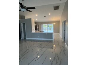 1513 SW 30th St in Cape Coral, FL - Building Photo - Building Photo