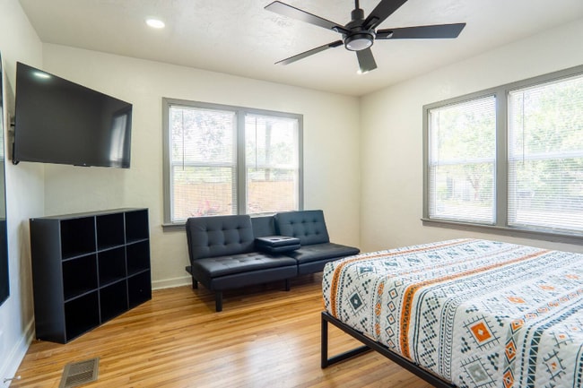 2008 Page Ave in Orlando, FL - Building Photo - Building Photo