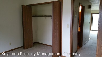 2635 Westwinds Dr-Unit -#3 in Iowa City, IA - Building Photo - Building Photo