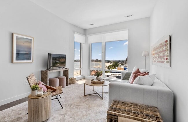 The Robinson in Revere, MA - Foto de edificio - Building Photo