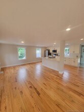 48 E Pembroke Rd in Danbury, CT - Building Photo - Building Photo