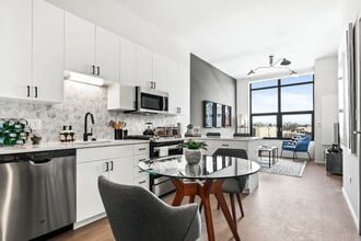 Logan Apartments in Chicago, IL - Building Photo - Building Photo