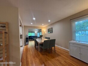 187 Elmwood Rd in Ocean Township, NJ - Building Photo - Building Photo