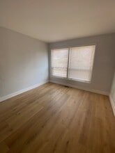 3741E Morganford, Unit E in St. Louis, MO - Building Photo - Building Photo