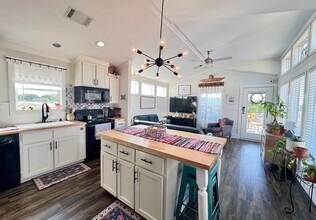 307 Lnb St in Buchanan Dam, TX - Building Photo - Building Photo