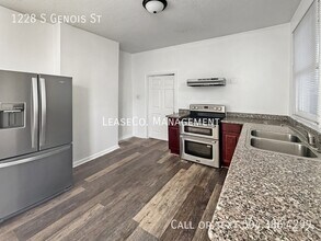 1228 S Genois St in New Orleans, LA - Building Photo - Building Photo