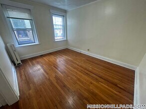 364 Riverway in Boston, MA - Building Photo - Building Photo