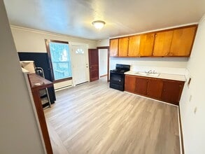 704 W 8th St in Kannapolis, NC - Building Photo - Building Photo