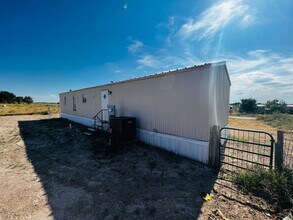 503 S Roosevelt Rd V in Portales, NM - Building Photo - Building Photo