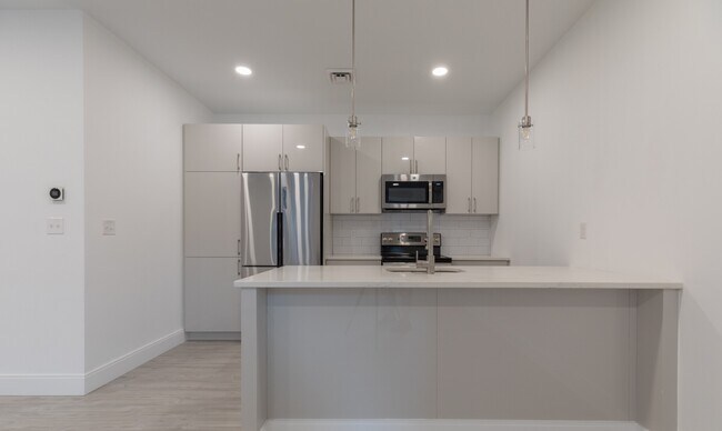 3 New St, Unit 102 in Boston, MA - Building Photo - Building Photo