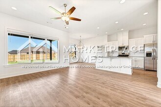 561 N Goose Xing in Farmington, AR - Building Photo - Building Photo