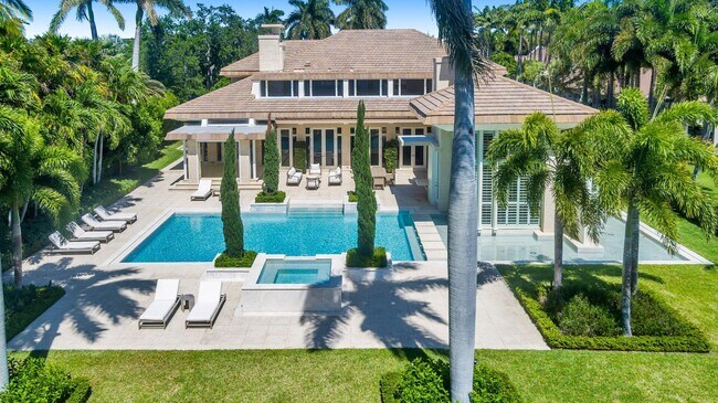 11067 Old Harbour Rd in North Palm Beach, FL - Building Photo - Building Photo