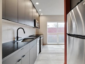 520 W Oxford St in Philadelphia, PA - Building Photo - Building Photo