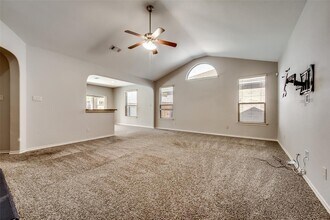 1217 Nora Ln in Denton, TX - Building Photo - Building Photo