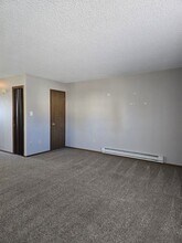 2411 S McKinley St in Casper, WY - Building Photo - Building Photo