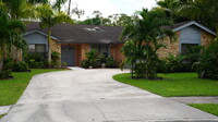 13484 Jonquil Ct in Wellington, FL - Foto de edificio - Building Photo