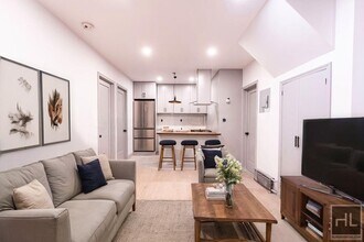 ESSEX STREET, Unit 2R in New York, NY - Building Photo - Building Photo