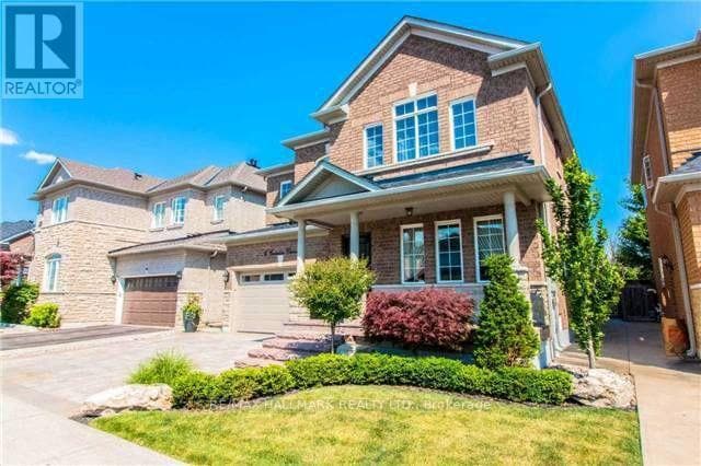 6 Camden Dr in Vaughan, ON - Building Photo - Building Photo