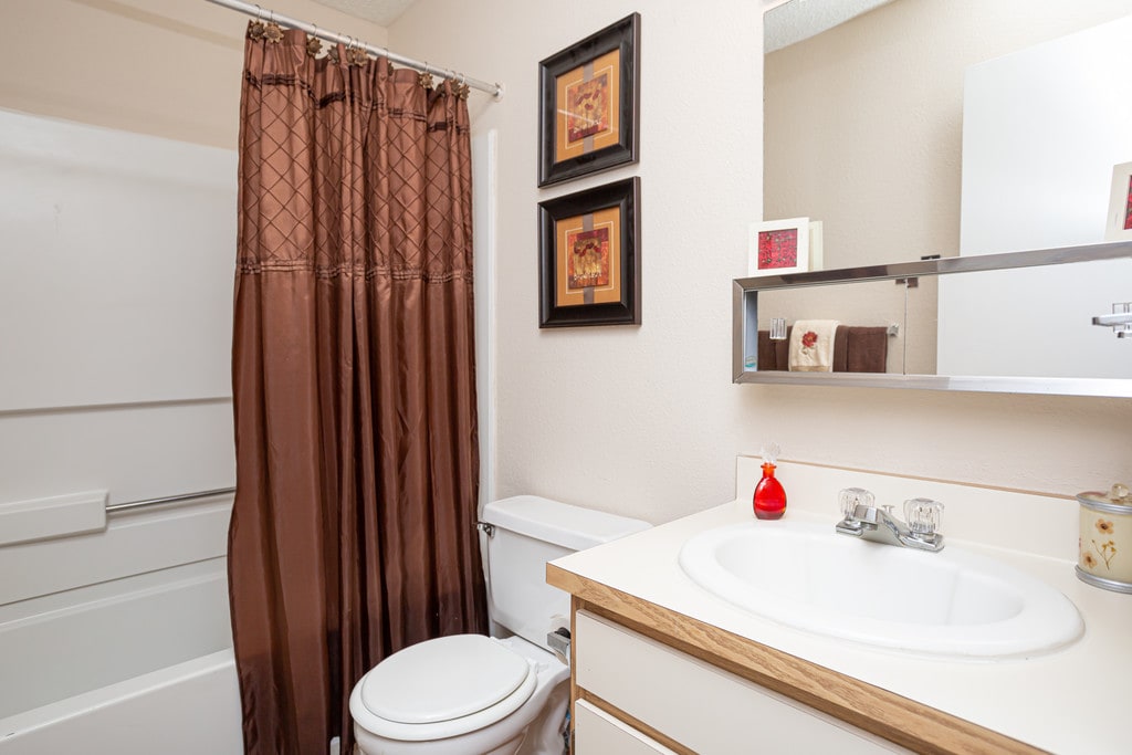 Seasons Apartments in Kenner, LA