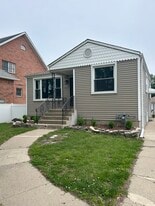 4435 Wisconsin Ave in Berwyn, IL - Building Photo