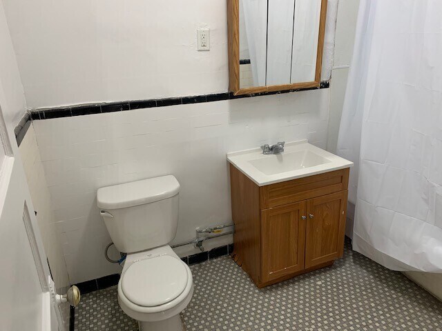 2016 Commonwealth Ave, Unit 2 in Boston, MA - Building Photo - Building Photo