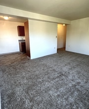 145 NW 16th St in Corvallis, OR - Foto de edificio - Building Photo