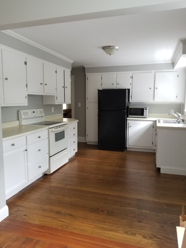 5 Lessard Ave, Unit 5 in Biddeford, ME - Building Photo - Building Photo