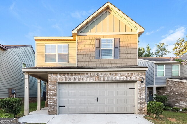 property at 285 Magnaview Dr