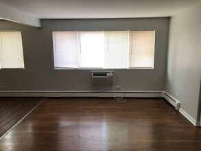 8549 W Grand Ave, Unit 3W in River Grove, IL - Foto de edificio - Building Photo