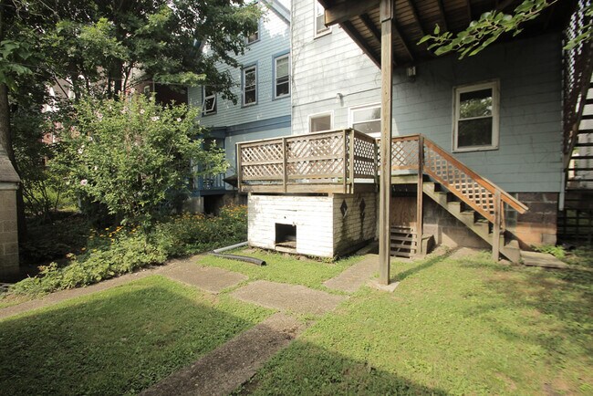 421 S Trenton Ave in Pittsburgh, PA - Building Photo - Building Photo