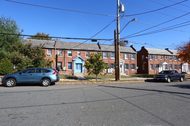 904 Quincy St NE in Washington, DC - Building Photo - Building Photo