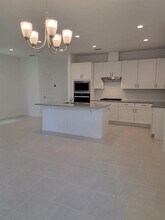 12887 Westhaven Oak Dr in Oakland, FL - Building Photo - Building Photo