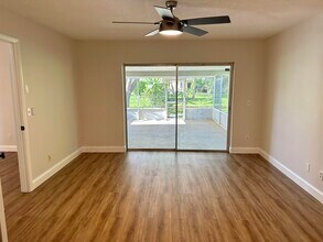124 Stillwater Cir in Jupiter, FL - Building Photo - Building Photo