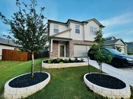 10629 Sunday Dr in Austin, TX - Building Photo