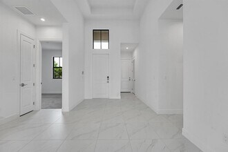 13920 Vivant Dr in Palm Beach Gardens, FL - Building Photo - Building Photo