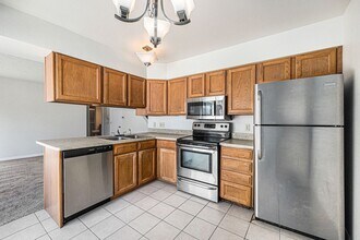 2499 S Xanadu Way in Aurora, CO - Building Photo - Building Photo