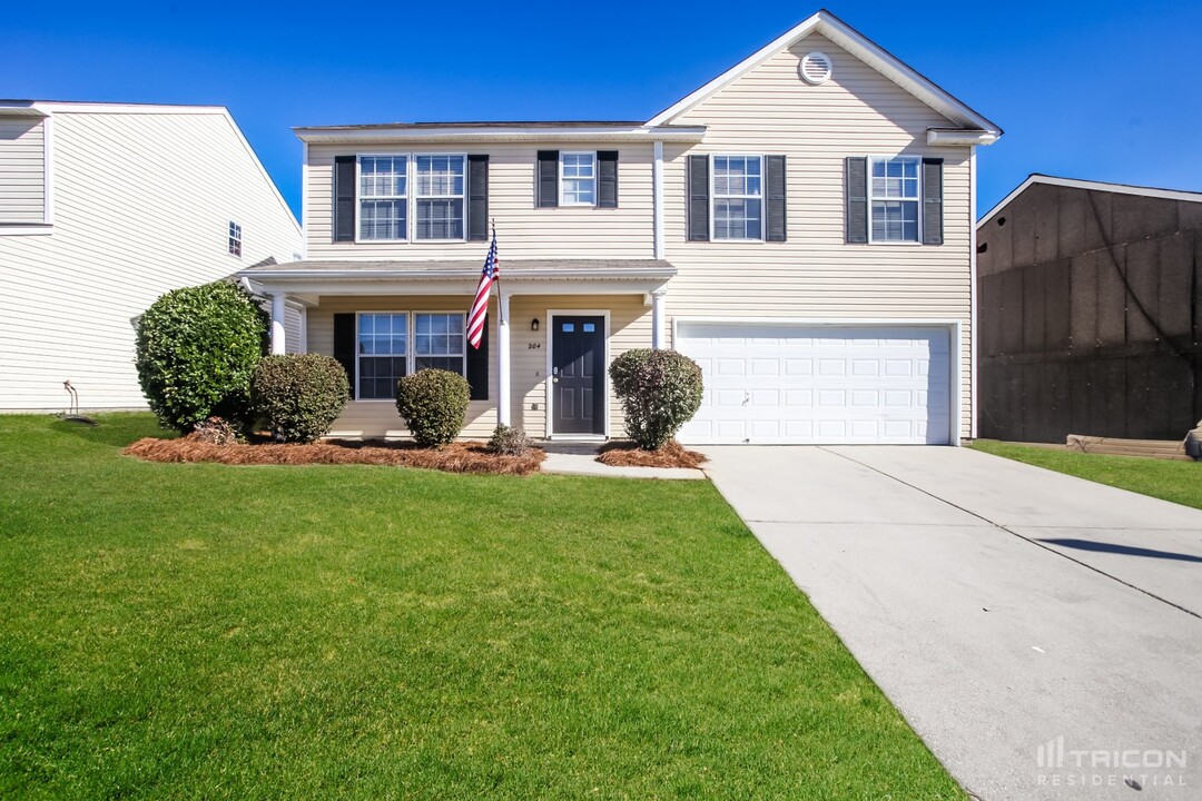 204 Fox Grove Cir in Columbia, SC - Building Photo