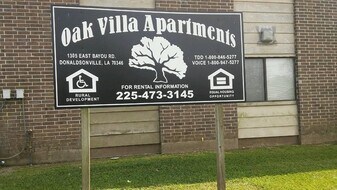 1305 E Bayou Rd in Donaldsonville, LA - Building Photo