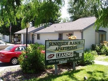 Sunnyside Manor in Sunnyside, WA - Building Photo