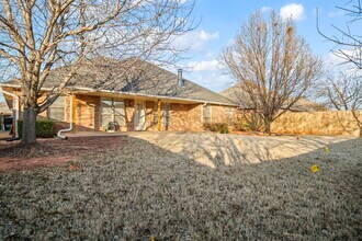2708 NW 170th Terrace in Edmond, OK - Building Photo - Building Photo
