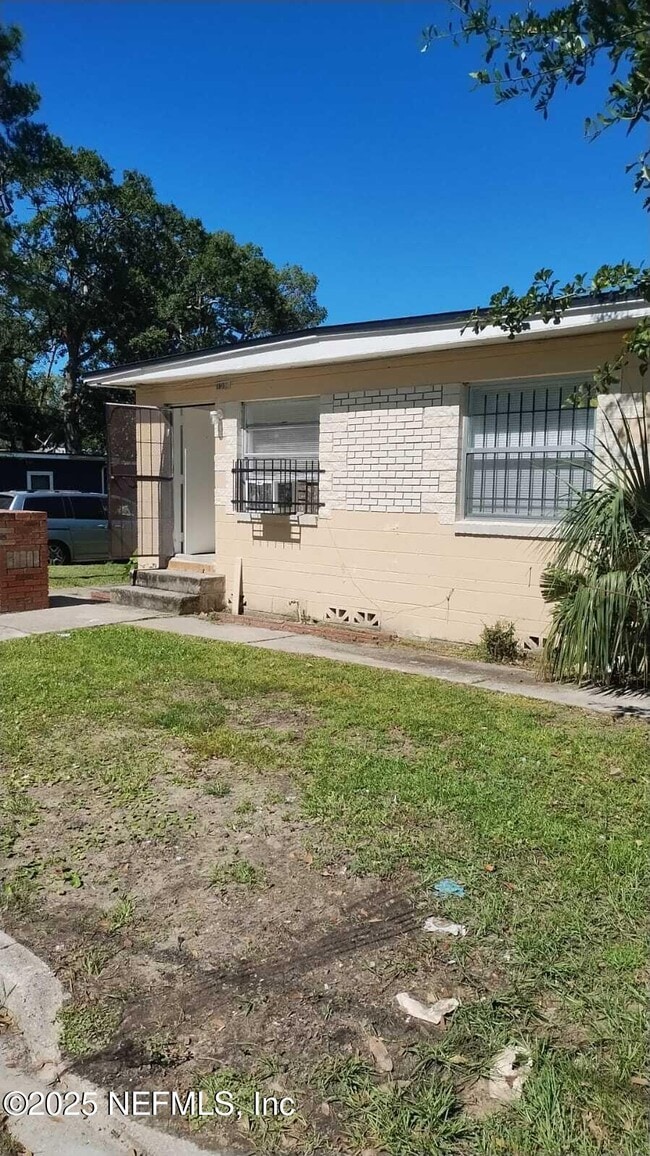 property at 1599 W 30th St
